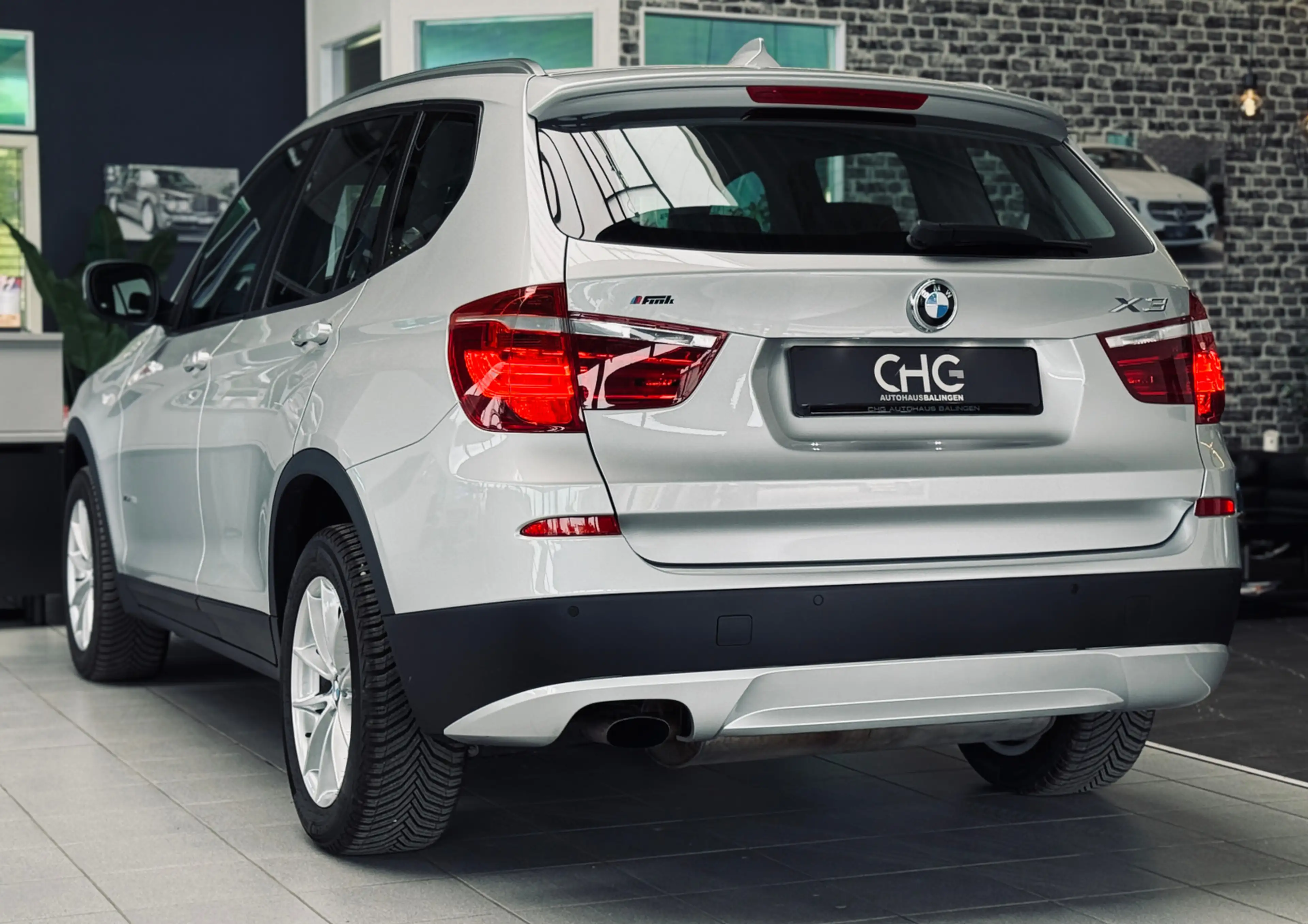 BMW X3 xDrive 20 i XENON|SHZ|LED|1.HAND| — photo 4