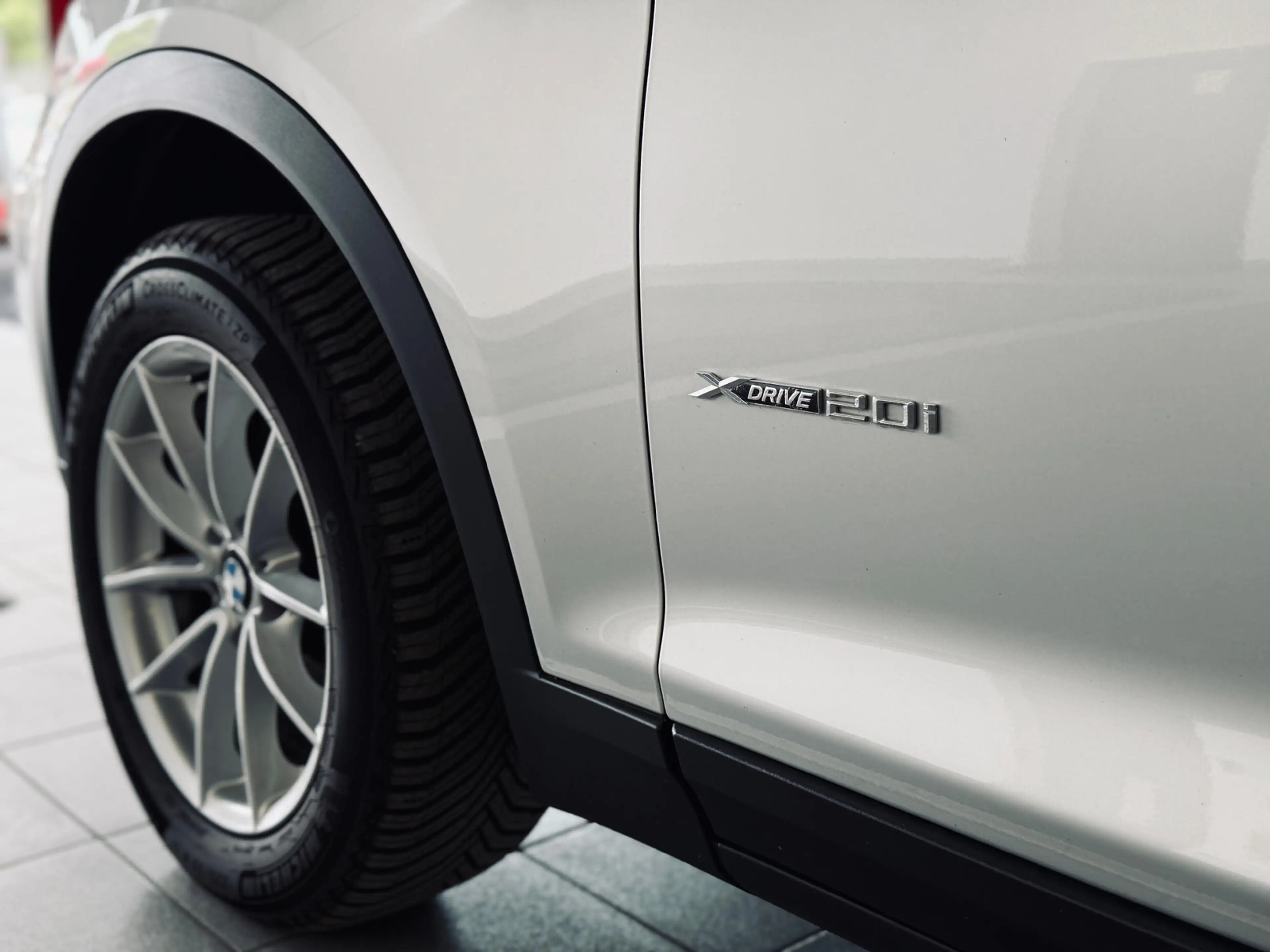 BMW X3 xDrive 20 i XENON|SHZ|LED|1.HAND| — photo 9