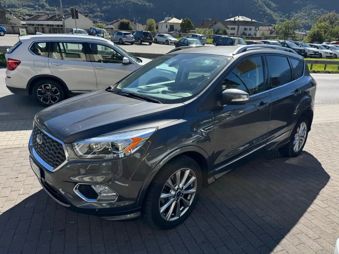 Ford Kuga FORD KUGA VIGNALE 2.0cc 150CV 4x4 Gris - 2