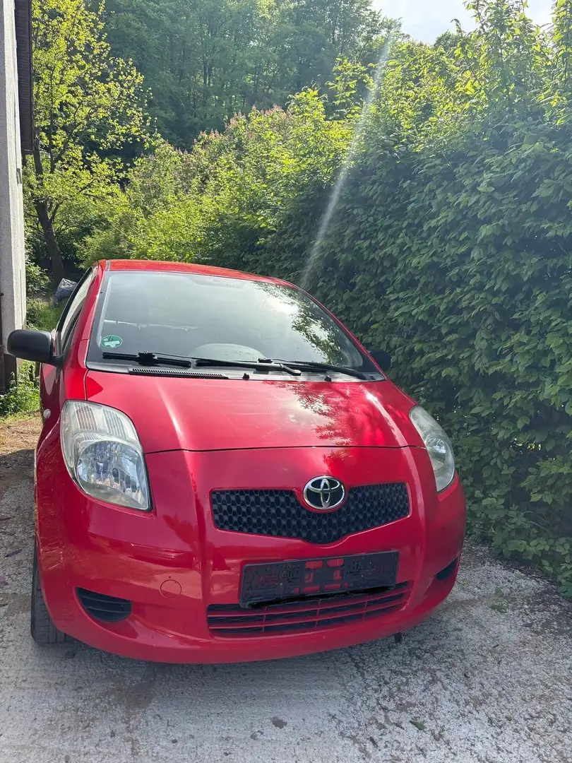 Toyota Yaris 1.0 VVT-i - 1