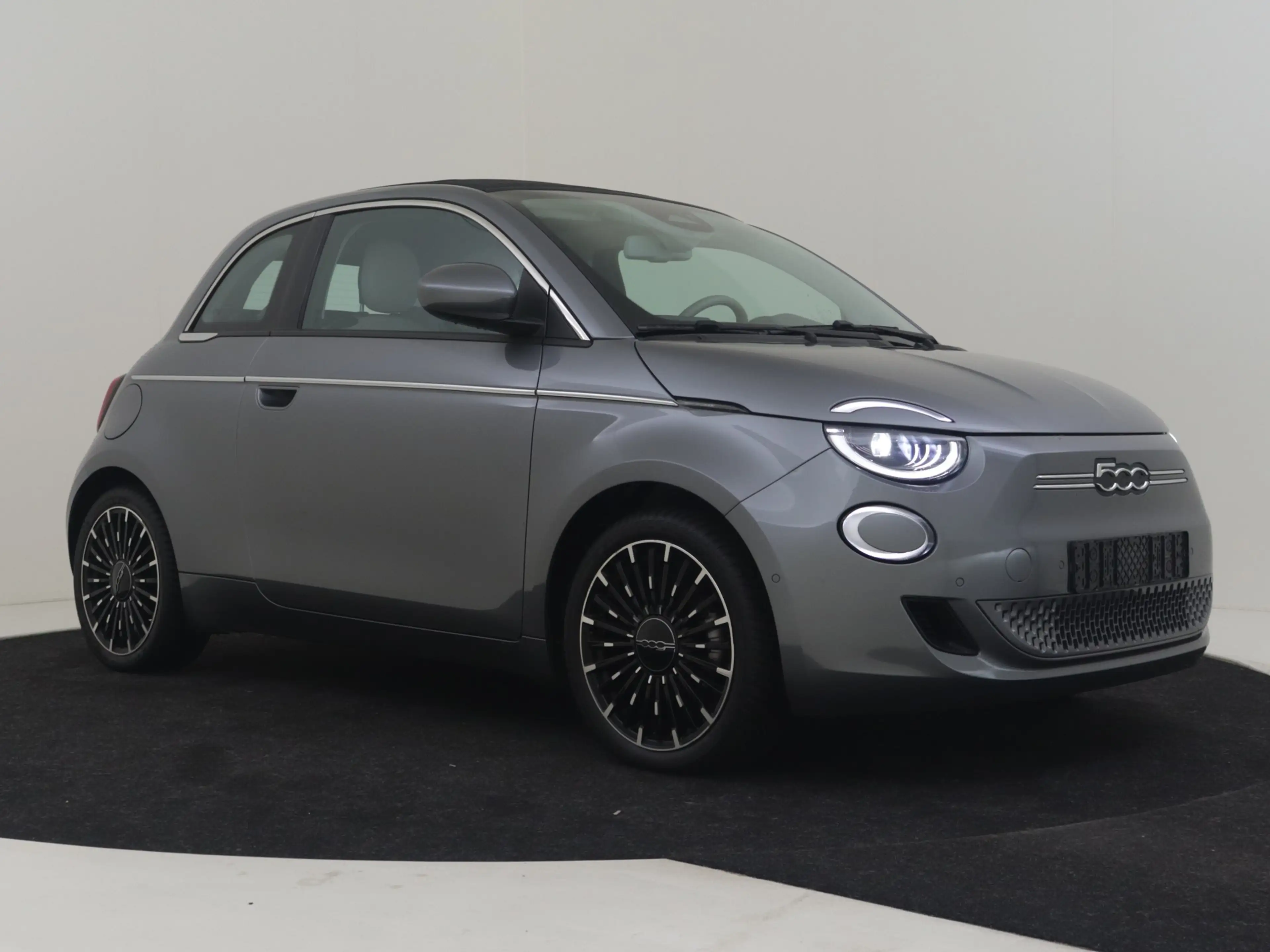 Fiat 500C La Prima 42 kWh l Leder l 17" l Adaptive Cr Contro — photo 14
