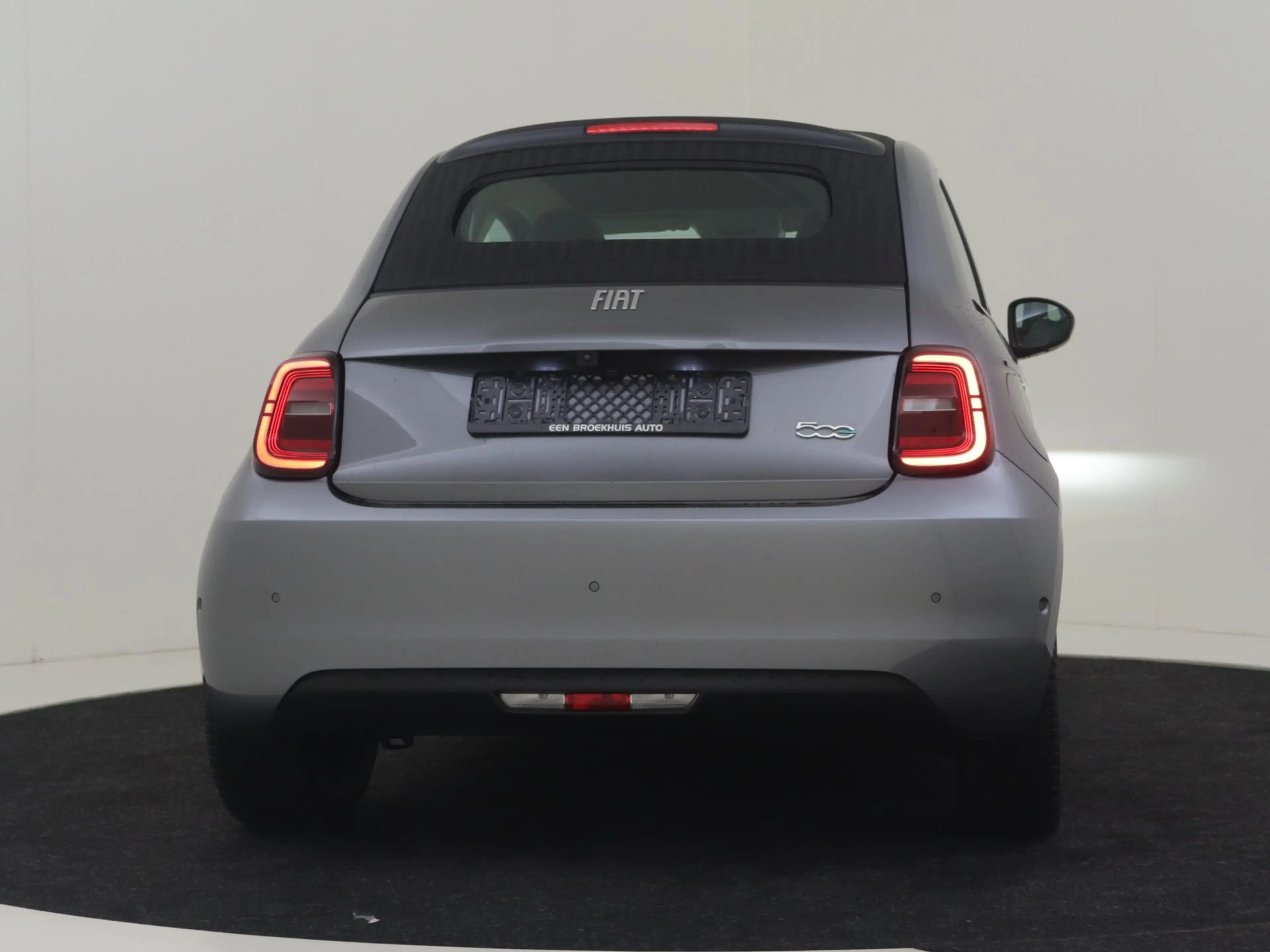 Fiat 500C La Prima 42 kWh l Leder l 17" l Adaptive Cr Contro — photo 15