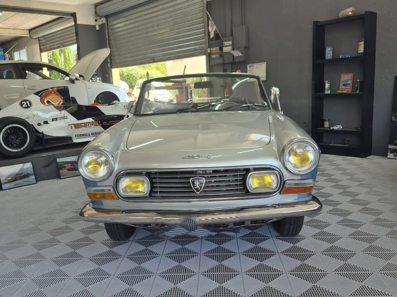 Peugeot 404 Cabriolet, foto 2