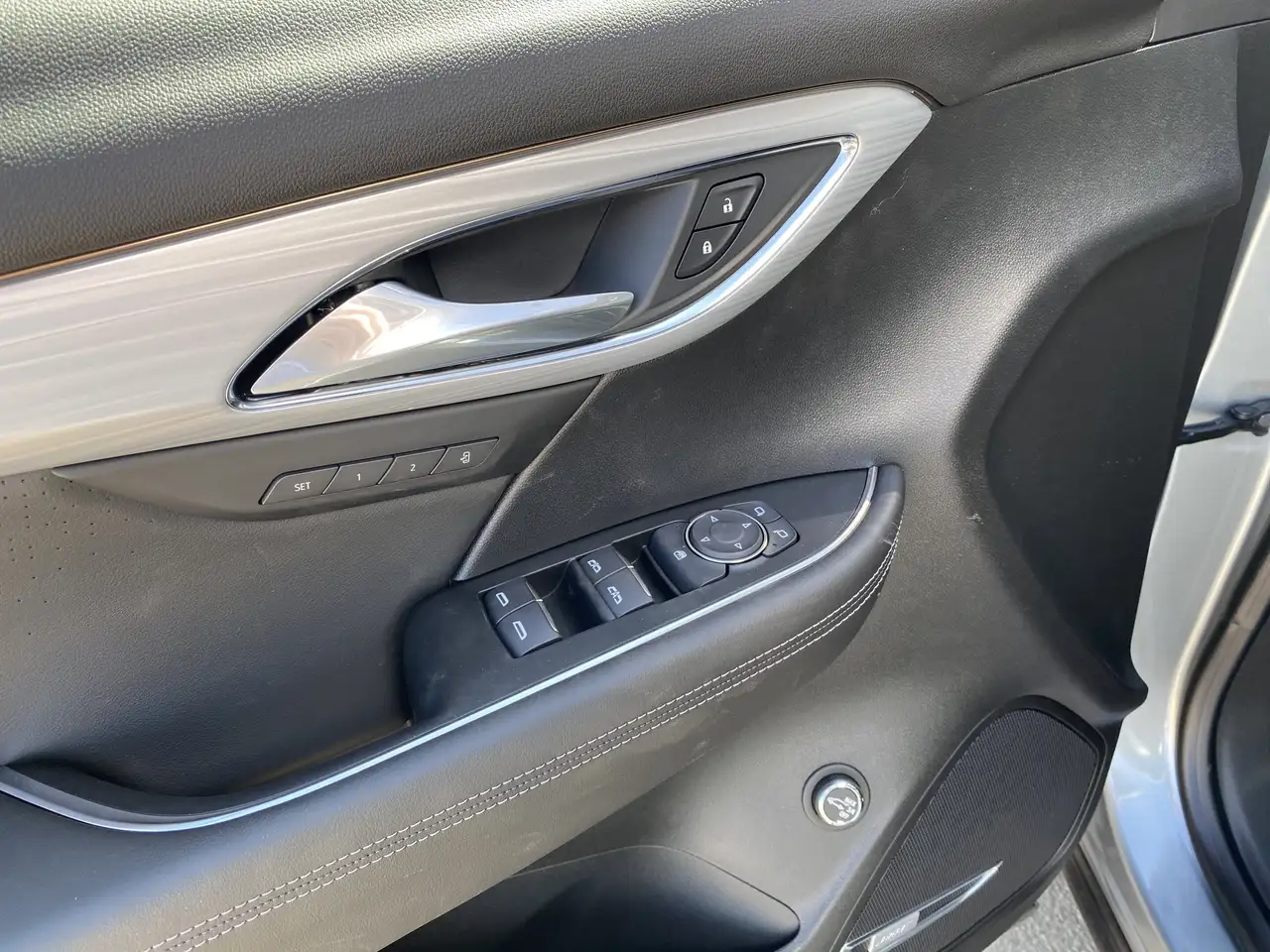 Buick Envision снимка Buick Envision