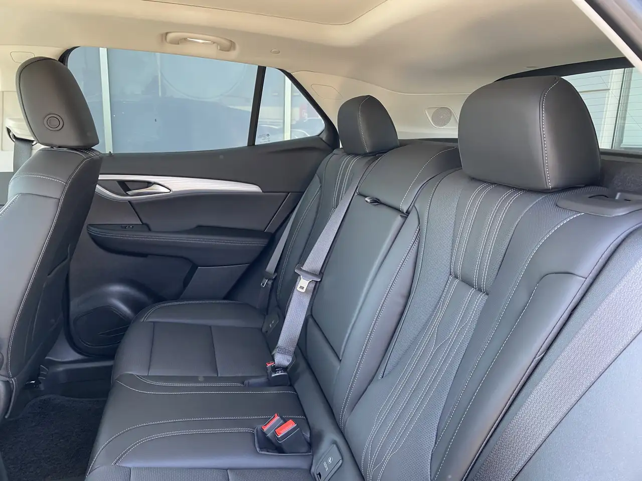 Buick Envision снимка Buick Envision