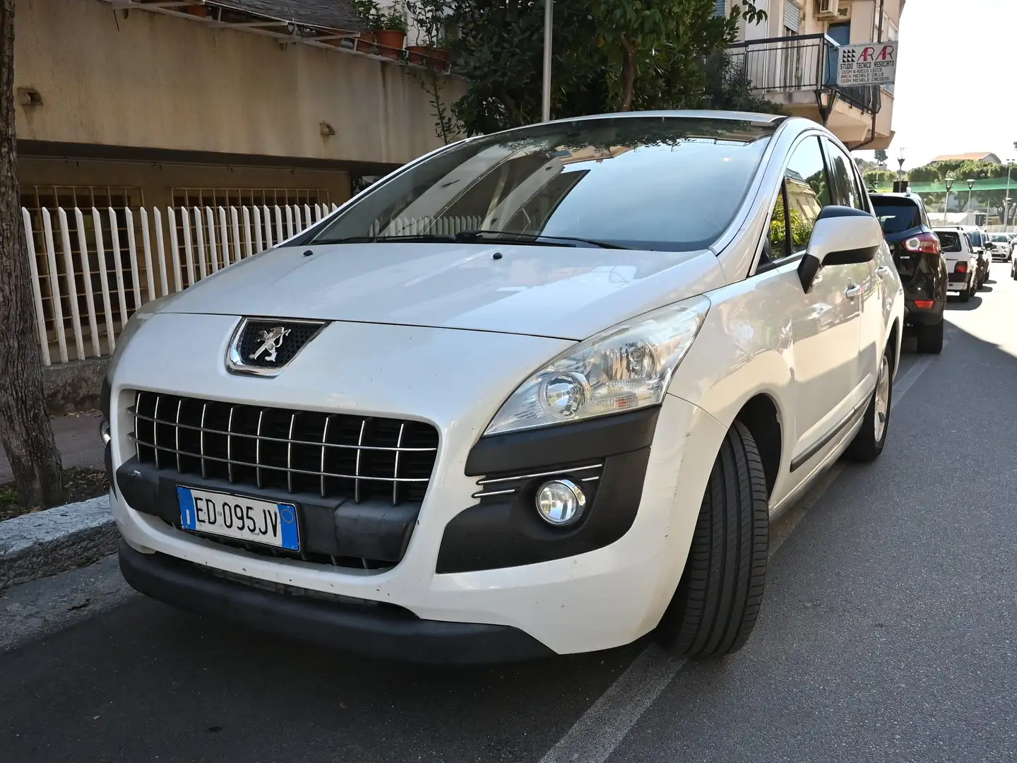 Peugeot 3008 3008 I 1.6 hdi 16v Tecno robot fap - 1