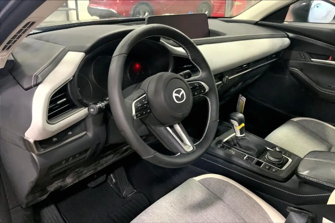 Mazda CX-30 снимка Mazda CX-30