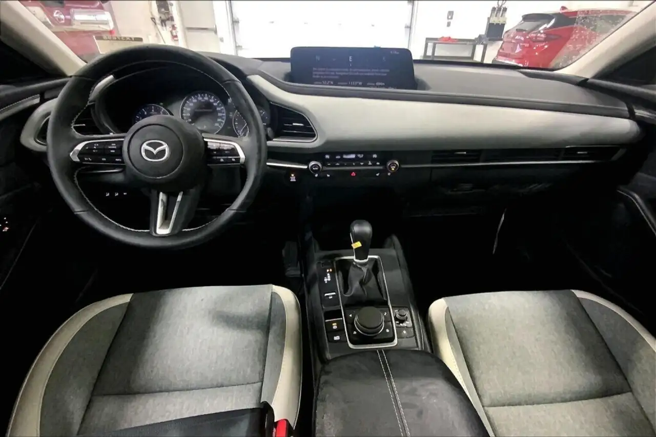 Mazda CX-30 снимка Mazda CX-30