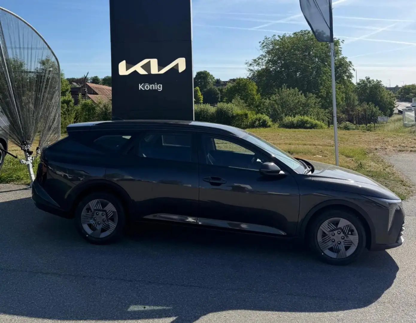 Kia K4 K4 WGN/TITAN/1.0 TGDI /MT6/115/P1 Grau - 1