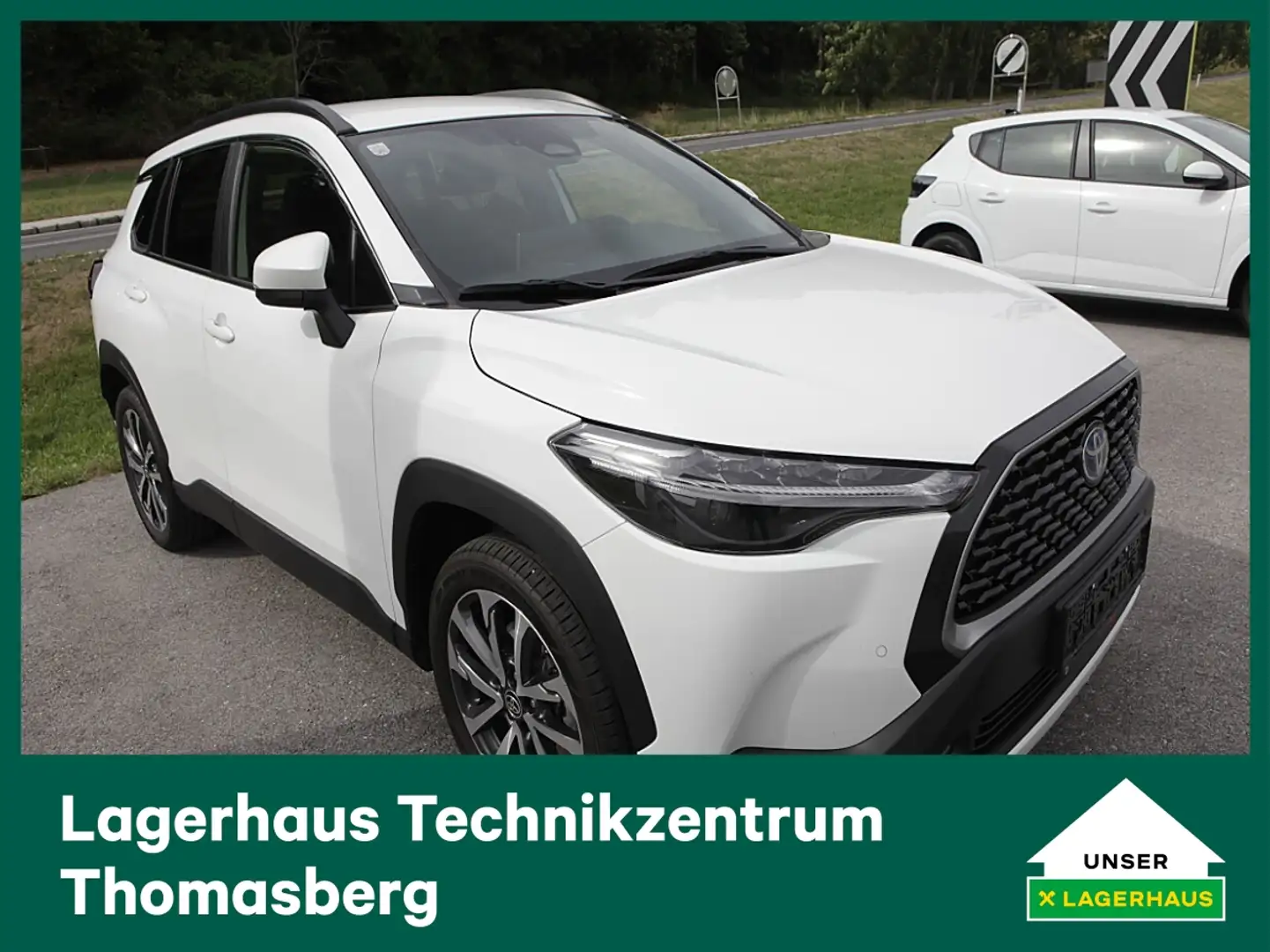 Toyota Corolla Cross 1,8 Hybrid Active Drive 2WD Weiß - 1