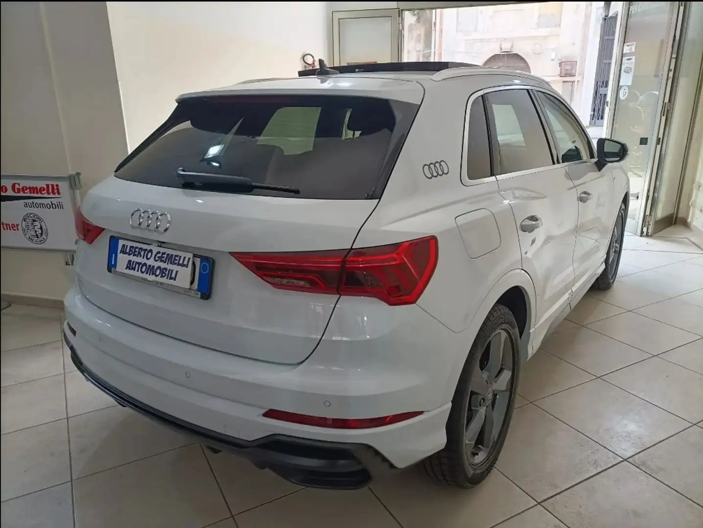 Audi Q3 Q3 2.0 tdi S line edition 150cv s-tronic Wit - 2