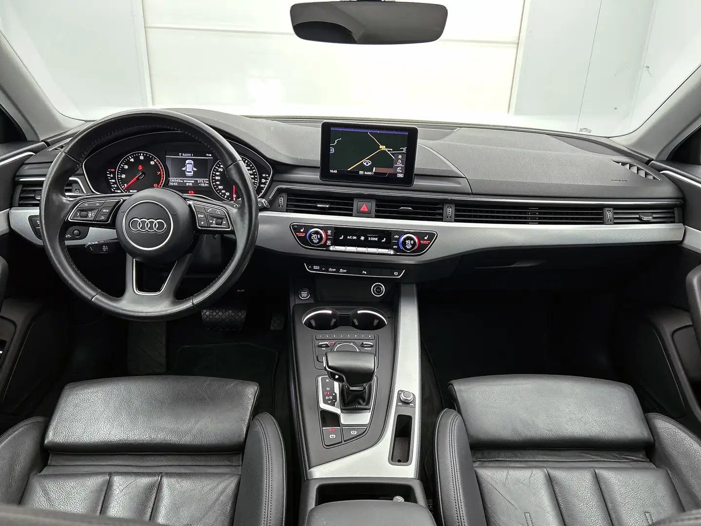 Audi A4 Avant 2.0 TFSI ultra Sport Pro Line S( Perfect Ond Grijs - 2