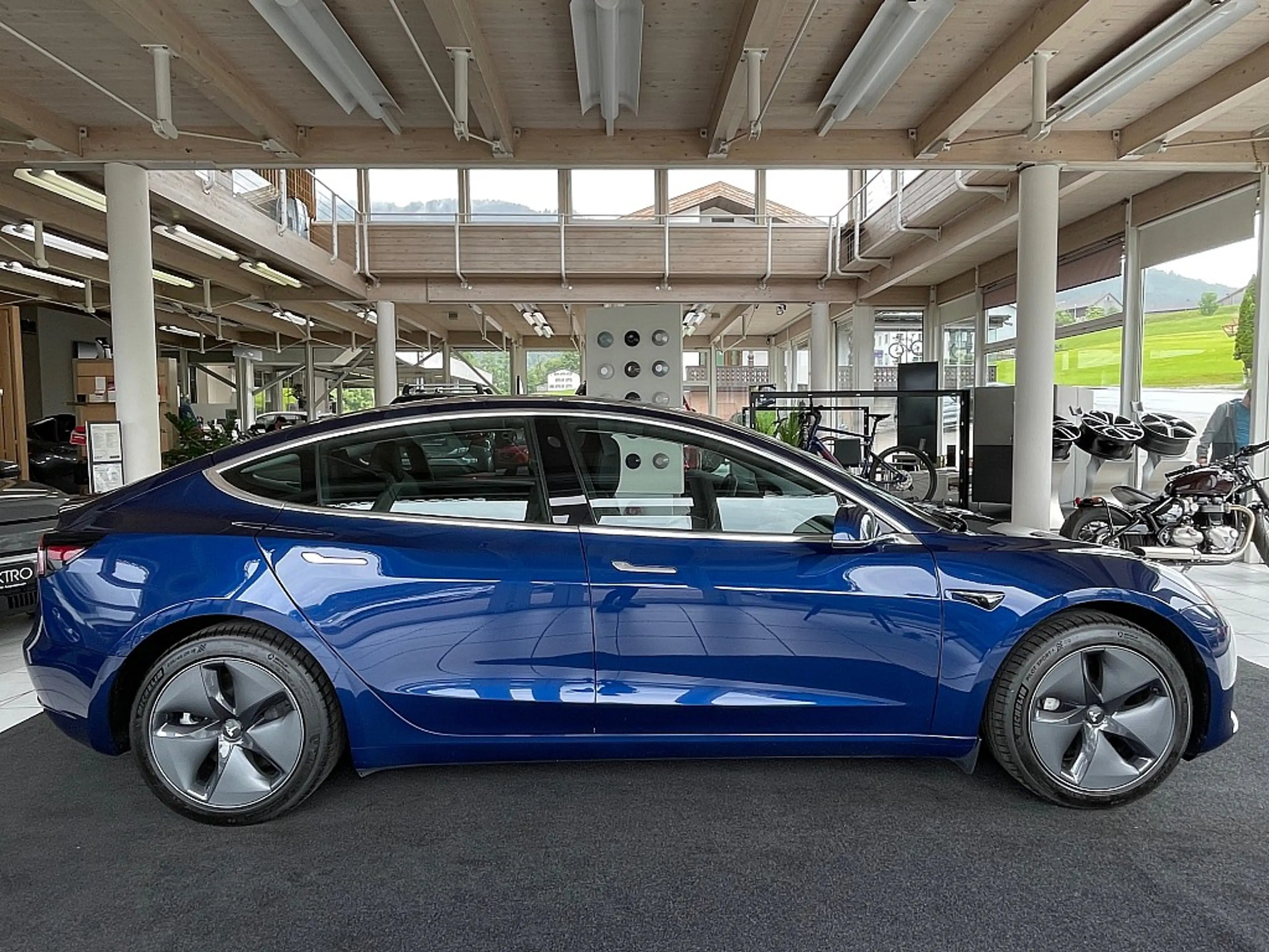 Tesla Model 3 Standard Range RWD Plus 57,5kWh — photo 5