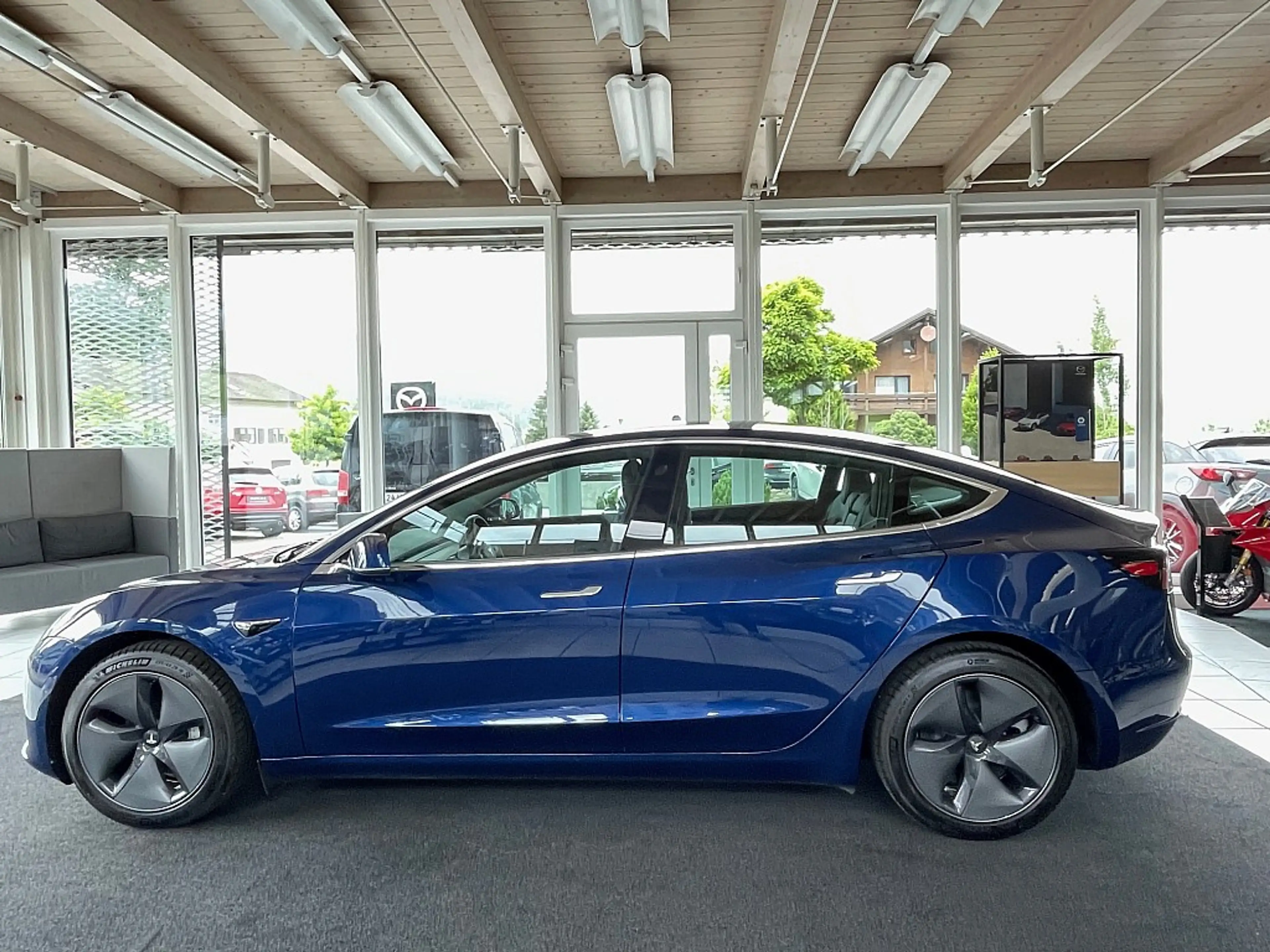 Tesla Model 3 Standard Range RWD Plus 57,5kWh — photo 3