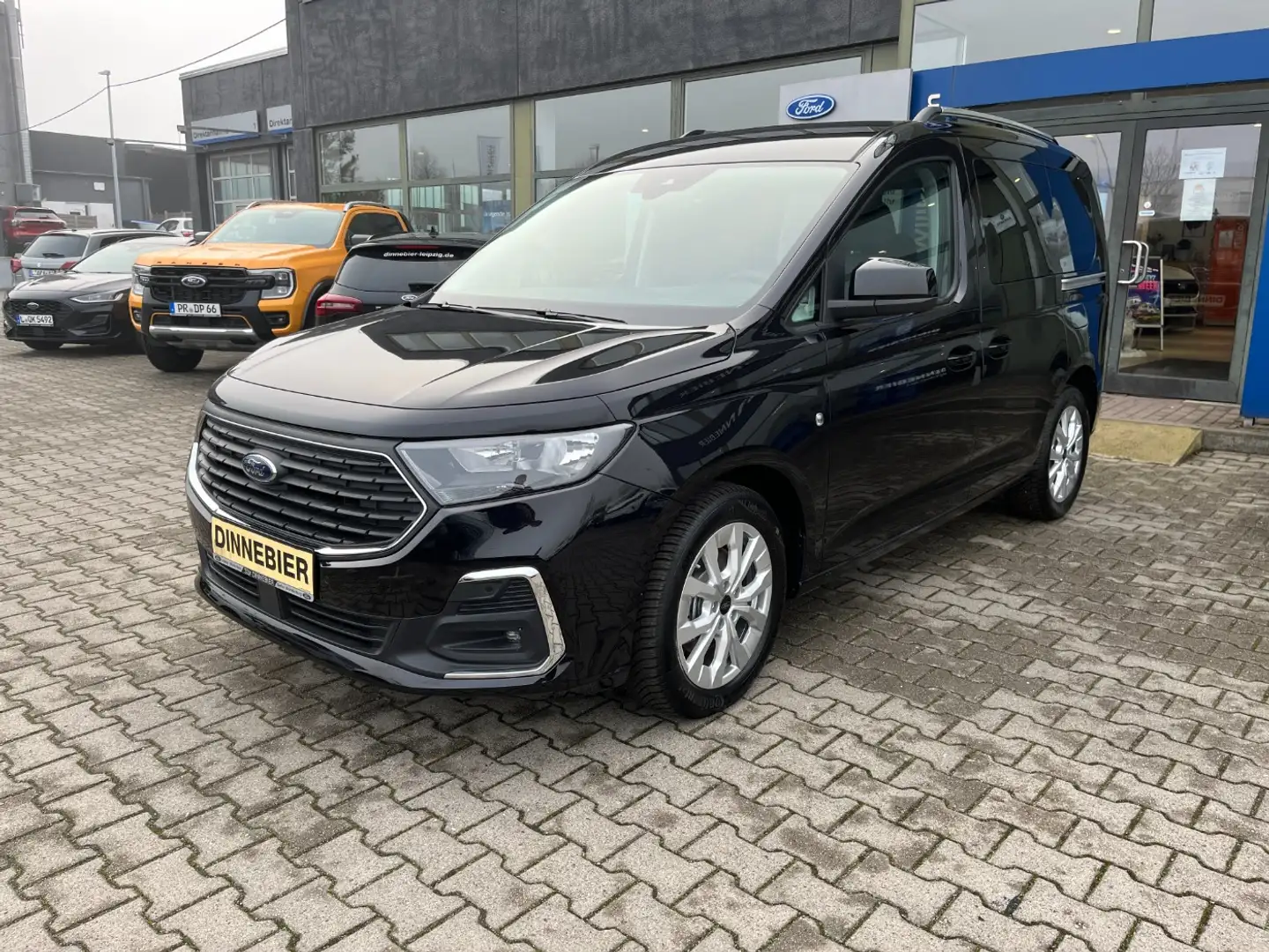 Ford Tourneo Connect L1 Titanium 90 kW Navi+Kamera Zwart - 2