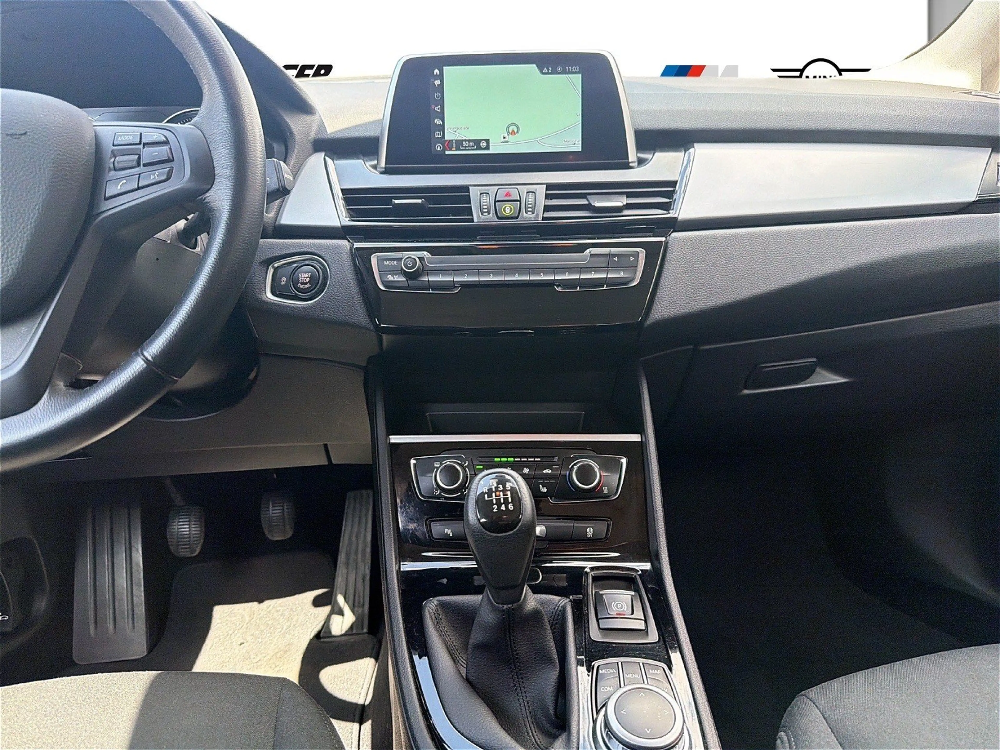 BMW 216 d Active Tourer — photo 8