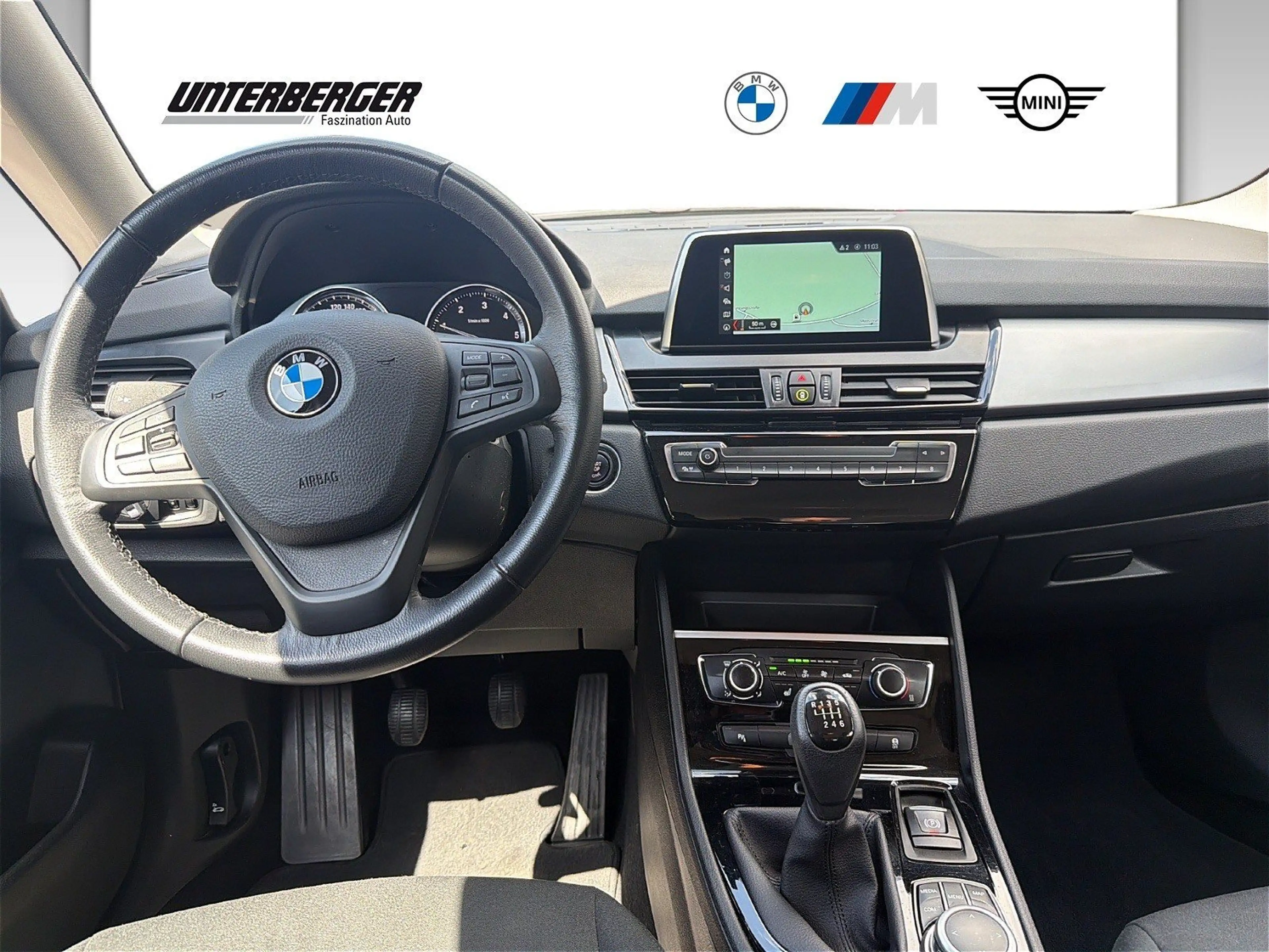 BMW 216 d Active Tourer — photo 7