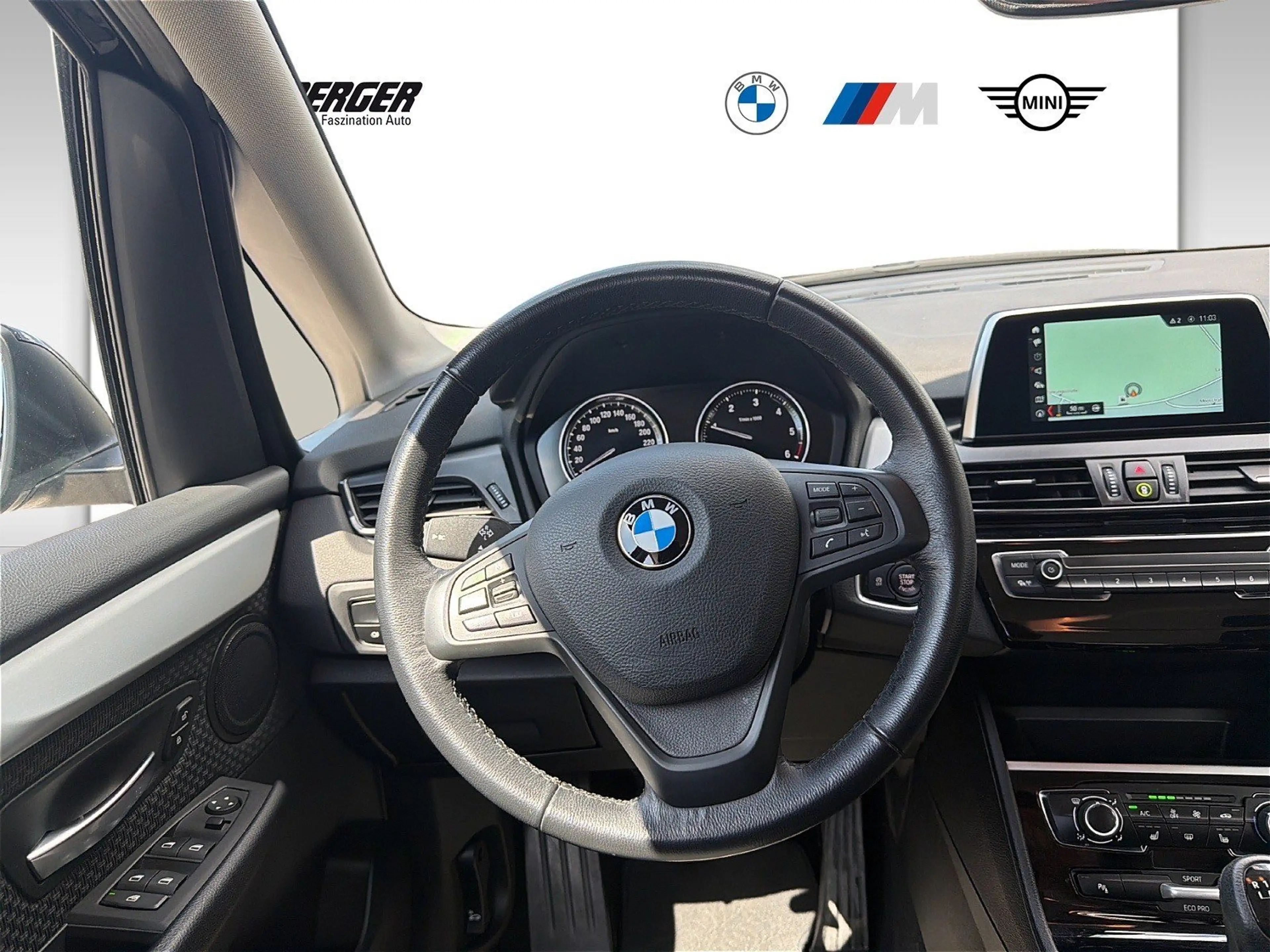 BMW 216 d Active Tourer — photo 9