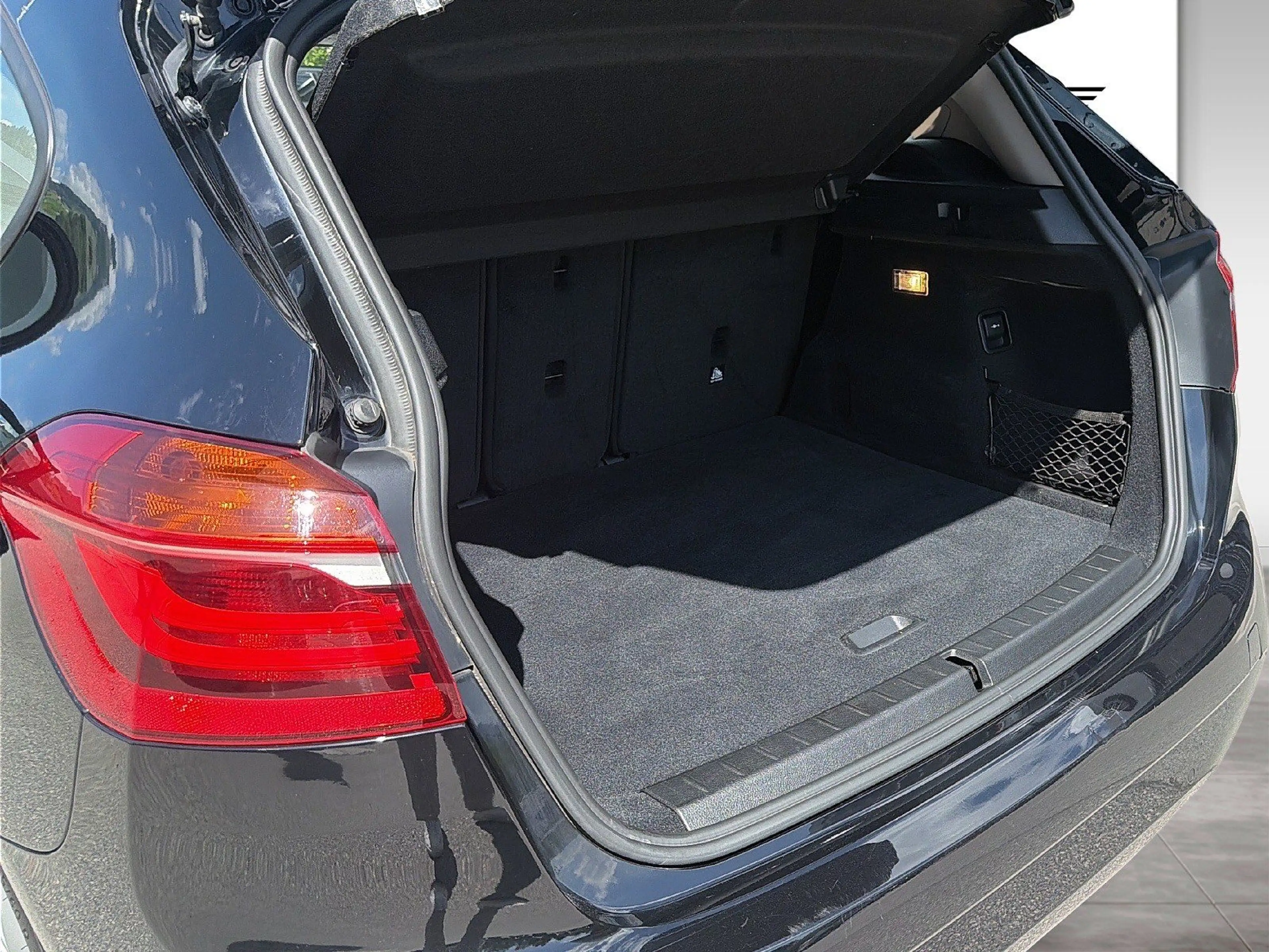 BMW 216 d Active Tourer — photo 12