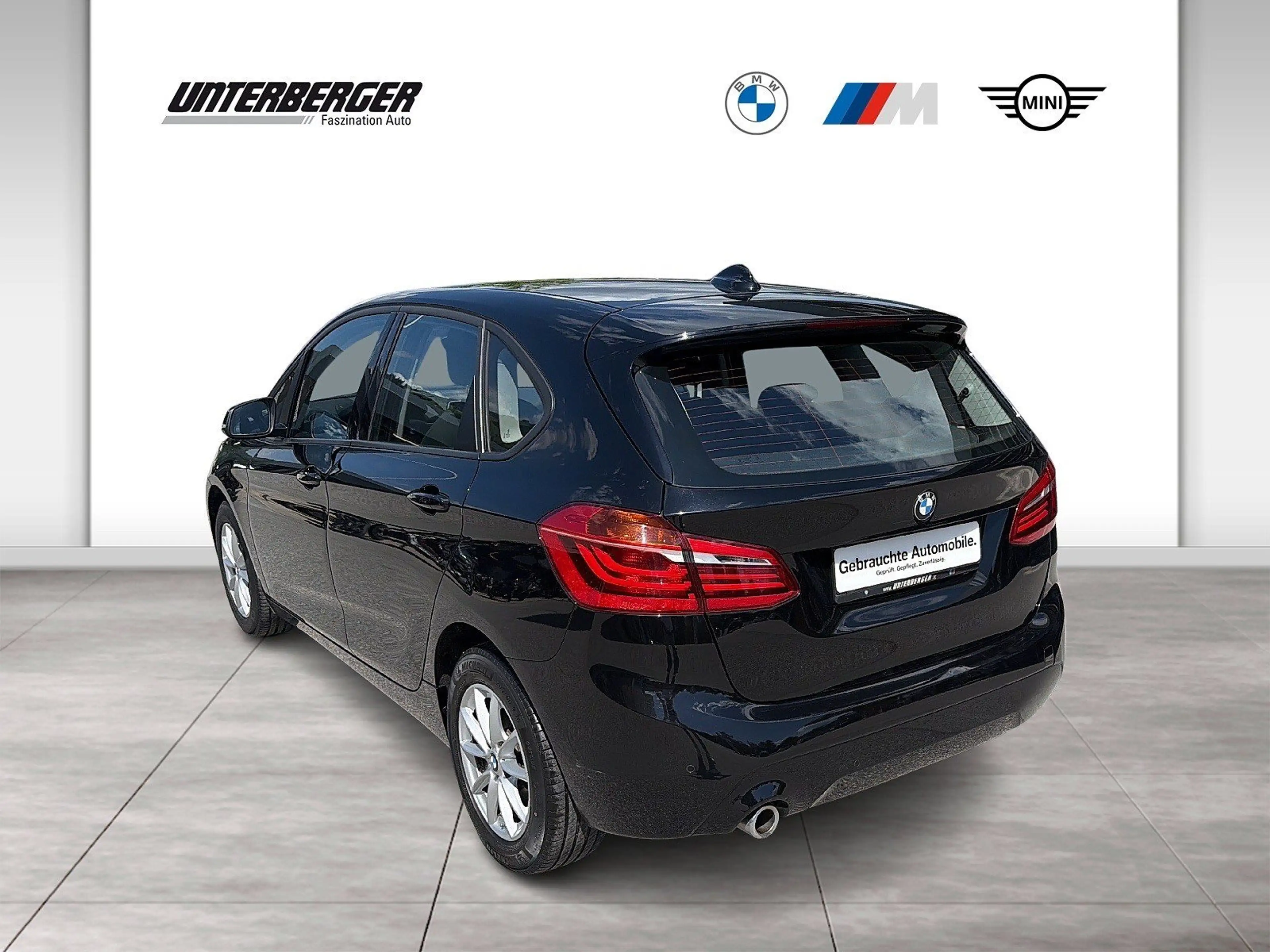 BMW 216 d Active Tourer — photo 4