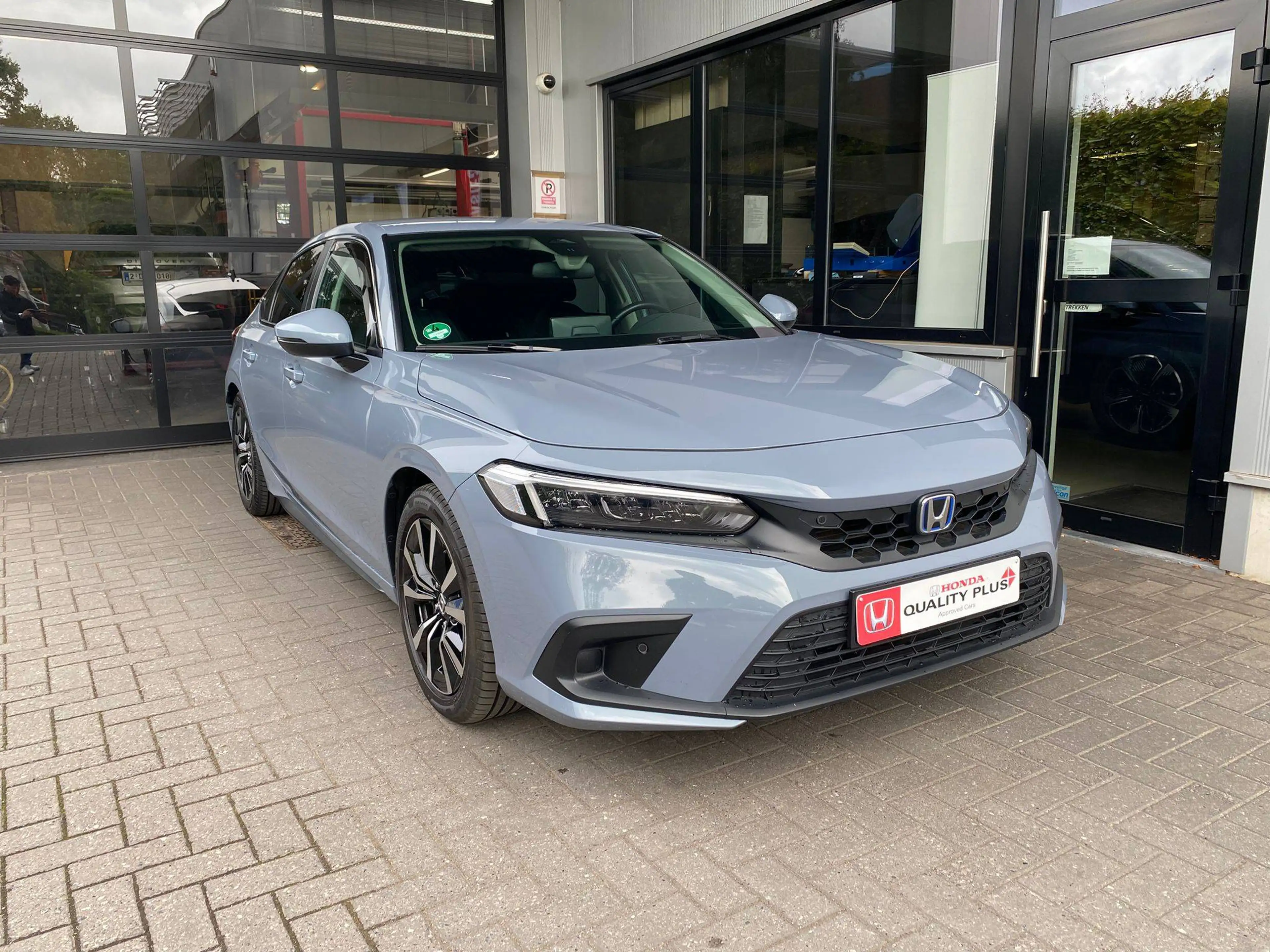 Honda Civic Civic 2.0 e:HEV Elegance 2 jaar Gratis onderhoud en garantie!!!