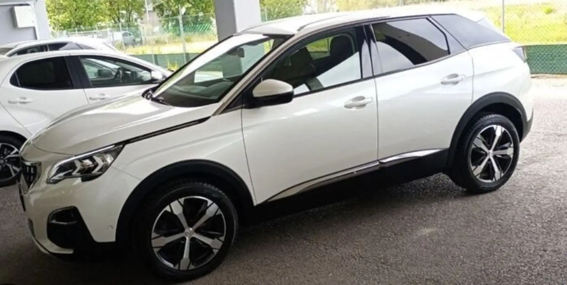 Peugeot 3008 1.6 bluehdi allure eat6  120cv - 1