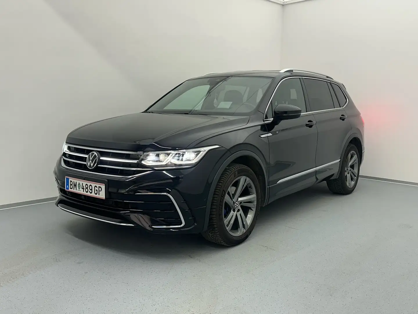 Volkswagen Tiguan Allspace Tiguan 2,0 TDI DSG 4Motion Allspace R-Line R-Line Schwarz - 1