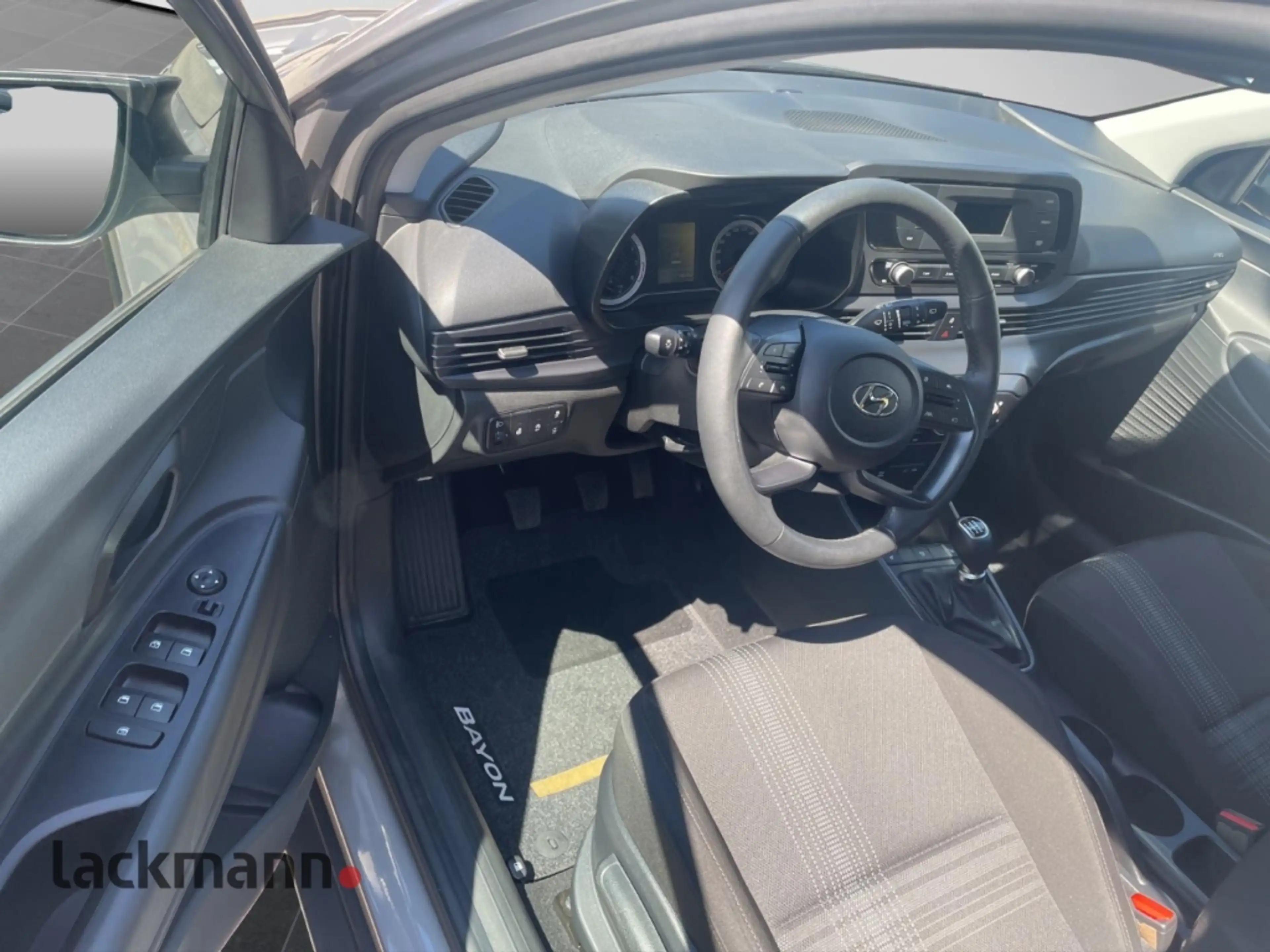 Hyundai BAYON 1.2 Select Navi*DAB*Winter-Paket*Kamera* — photo 10