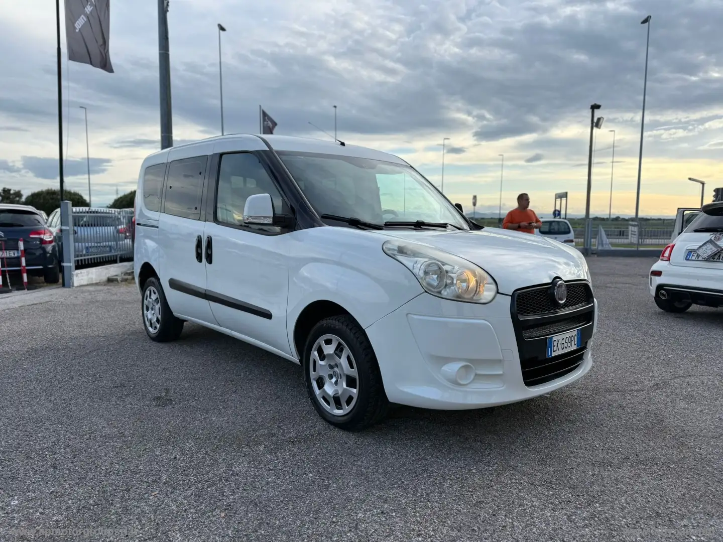 Fiat Doblo 1.4 16V Emotion - 1