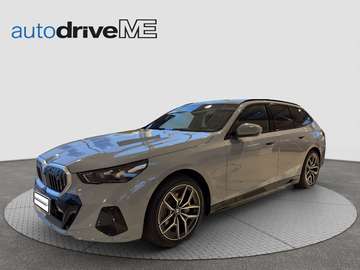 Touring Touring xDrive M-Sport