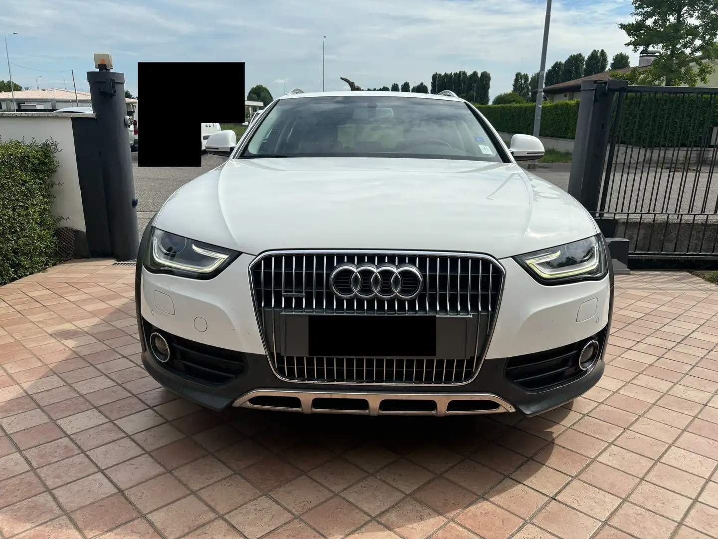 Audi A4 allroad A4 IV 2012 Allroad Quattro 2.0 tdi 177cv s-tronic Bianco - 1