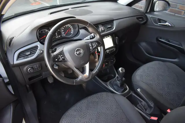 Opel Corsa view 4