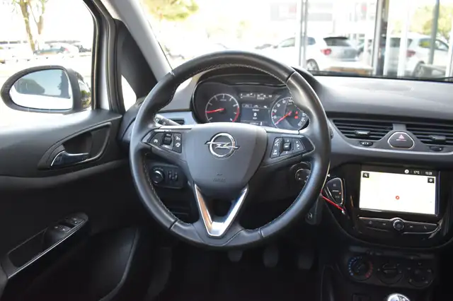 Opel Corsa view 16