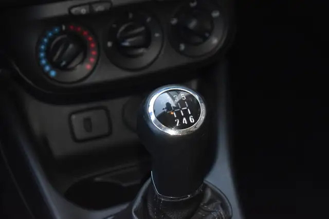 Opel Corsa view 19