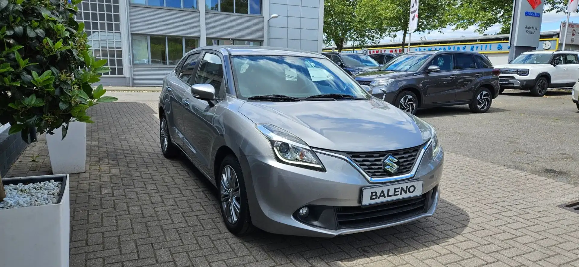 Suzuki Baleno 1.0 BOOSTERJET Comfort Argintiu - 2