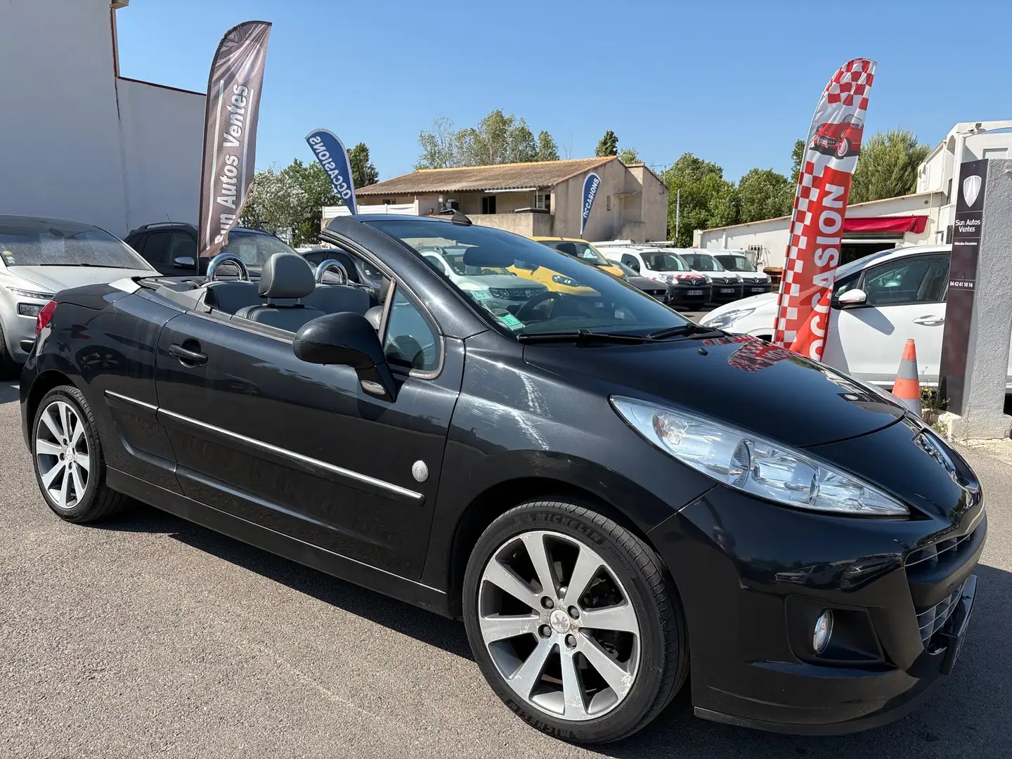Peugeot 207 CC 1.6 HDi 110ch Roland Garros Noir - 1