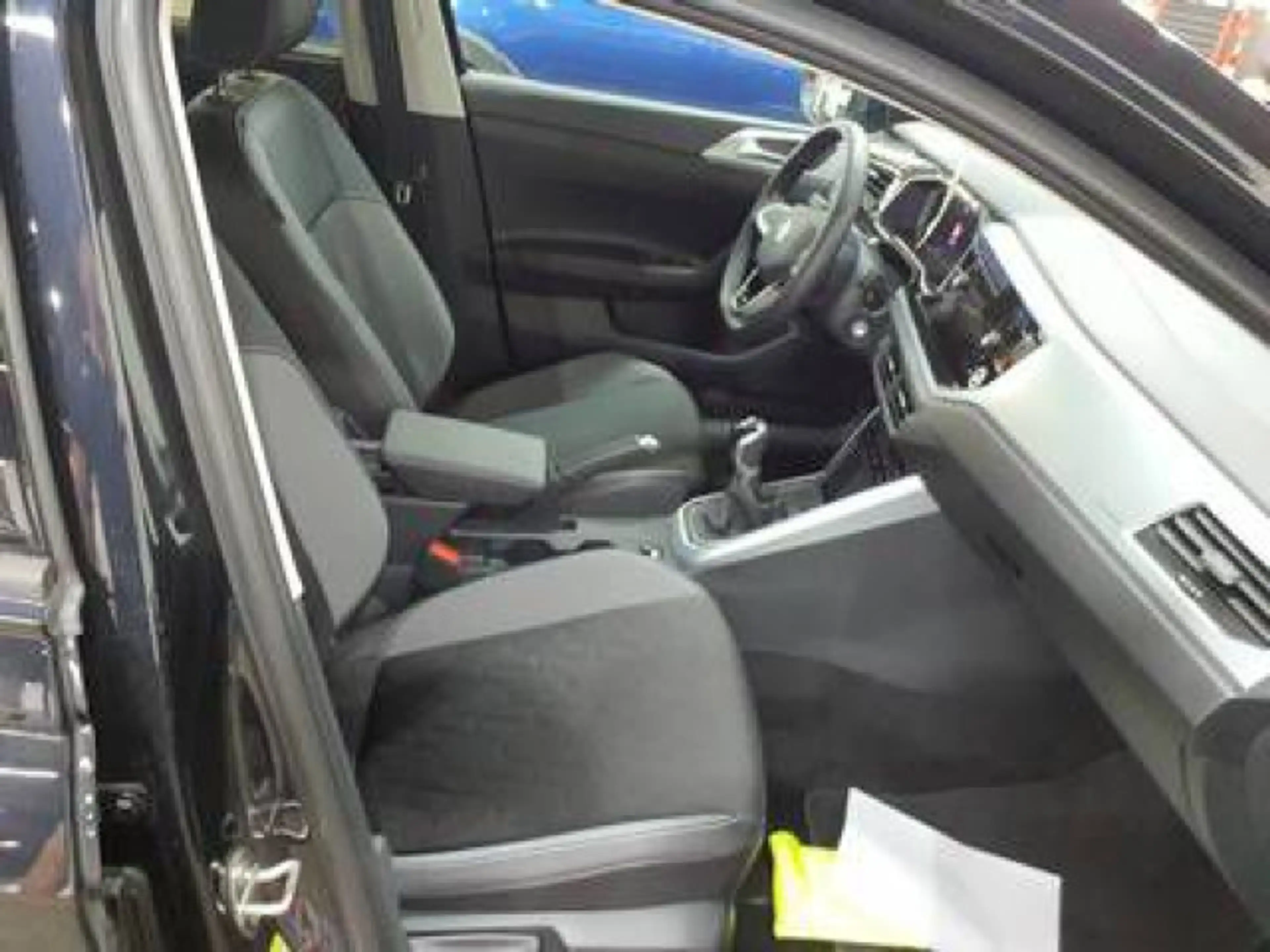 Volkswagen Taigo 1.0 TSI Energy Navi LED Kamera Sitzheizung — photo 4