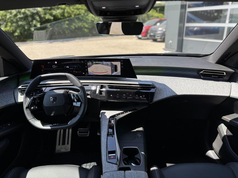 Peugeot 5008 GT — photo 10
