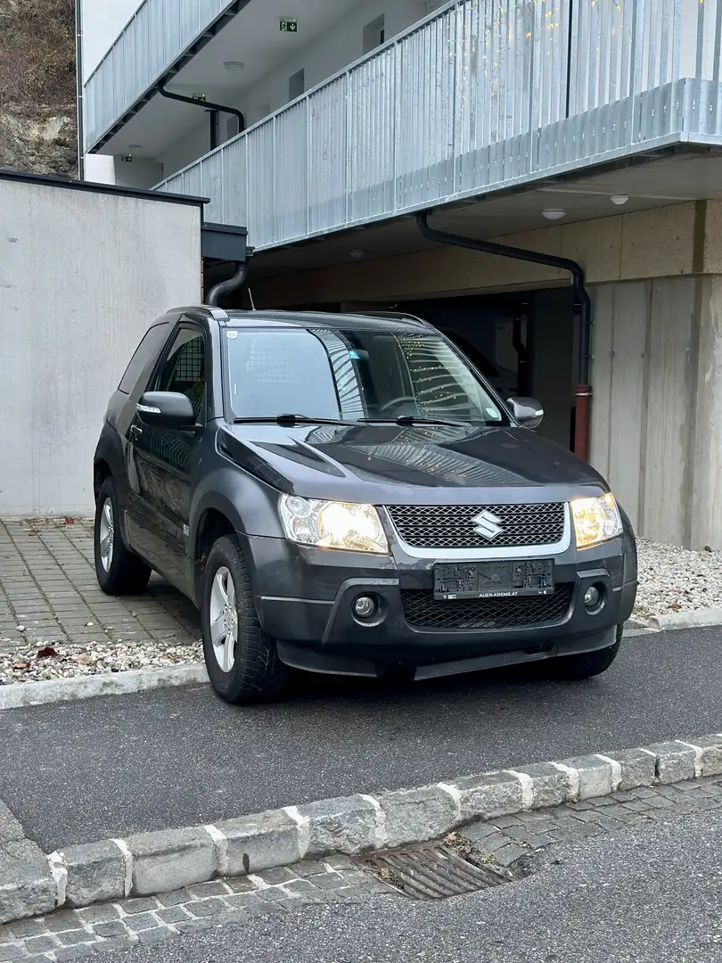 Suzuki Grand Vitara 1.9 DDiS Comfort DPF - 2