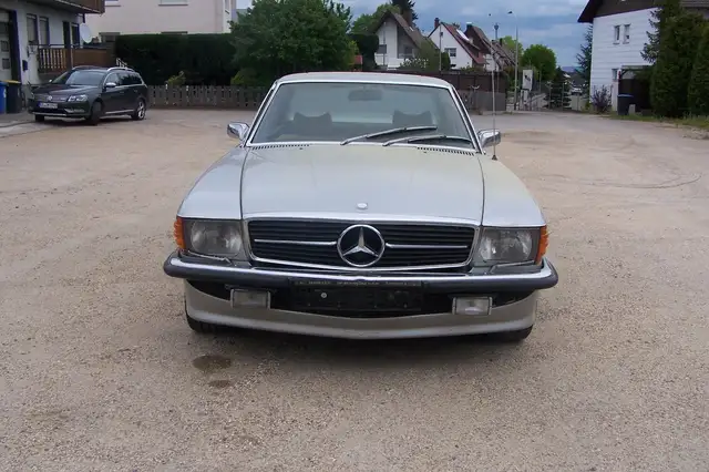 Mercedes-Benz 350 SLC