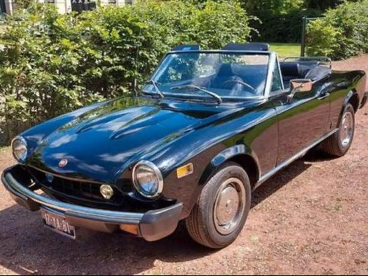 Fiat 124 Spider 1800 Sportspider USA 1977 Schwarz - 1