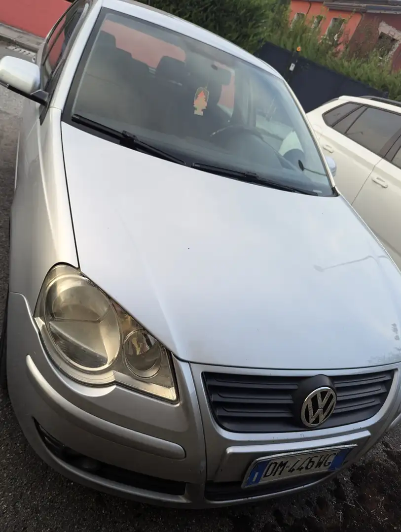 Volkswagen Polo Polo IV 20055p 1.2 Comfortline 70cv Argento - 2