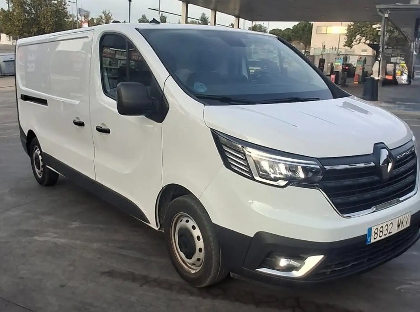 Renault Trafic Furgón L2H1 Blue dCi 96 Kw (130 CV) CUA Blanco - 1