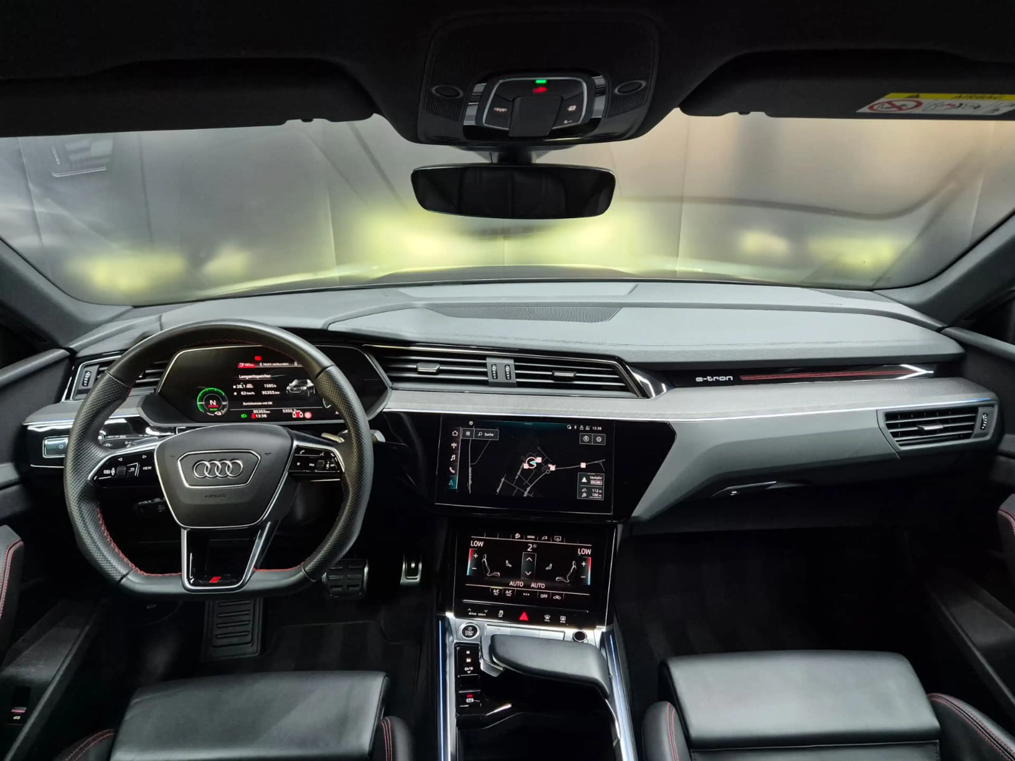 Audi Q8 e-tron 50 quatt 2X S line Sportback MATRIX+ — photo 14