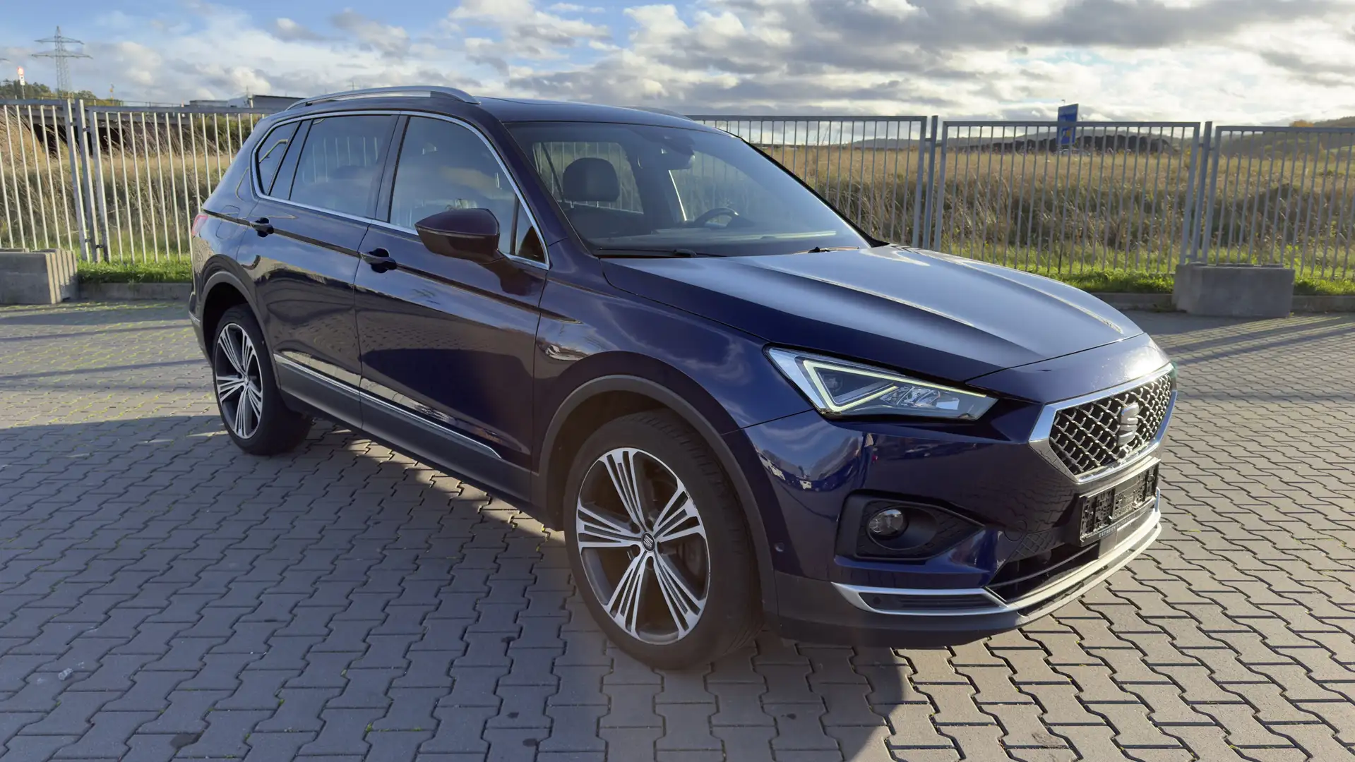 SEAT Tarraco 2.0 TDI DSG 4Drive Xcellence 7Si PANO Bleu - 1