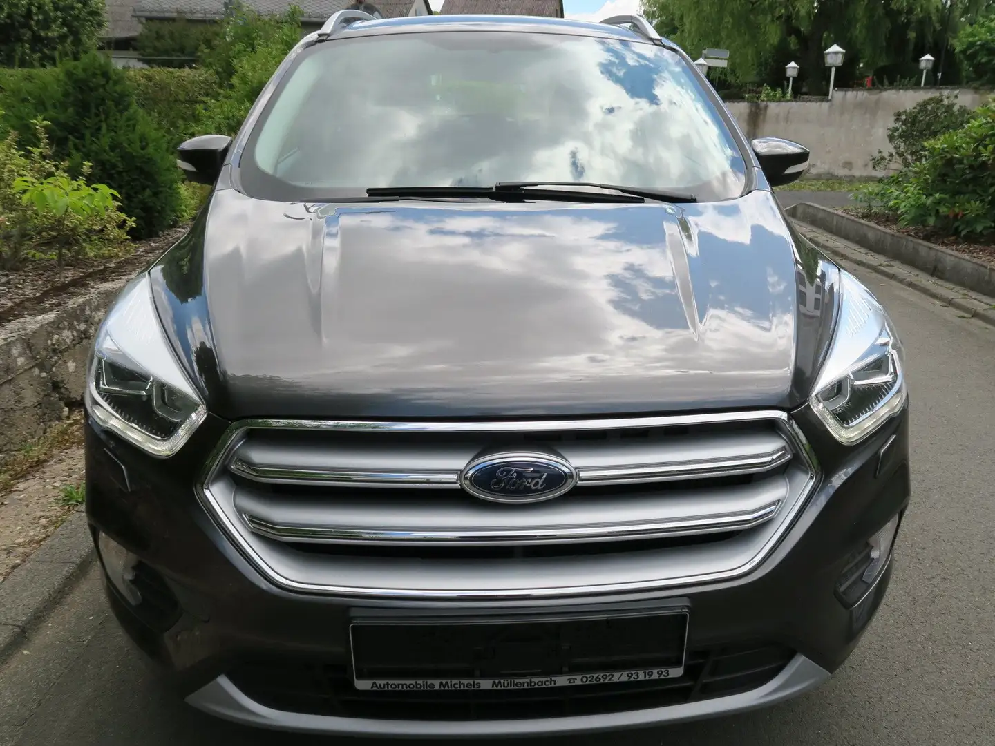 Ford Kuga Cool Grau - 2