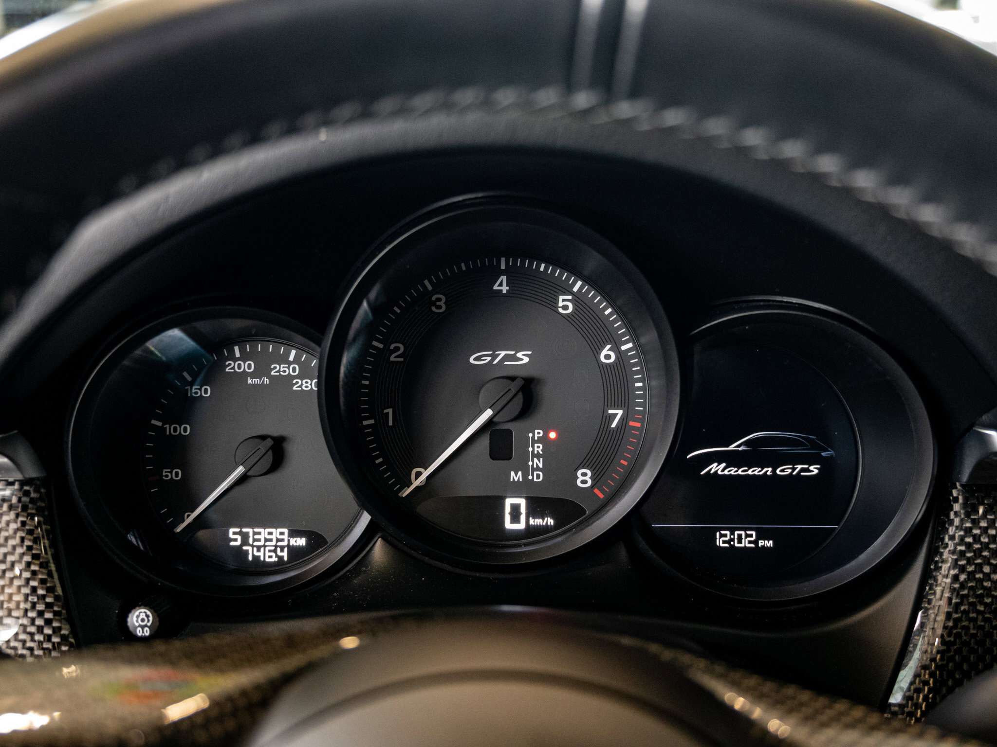 2023 Porsche Macan GTS | OEM WINTER TIRE PKG | alt 4
