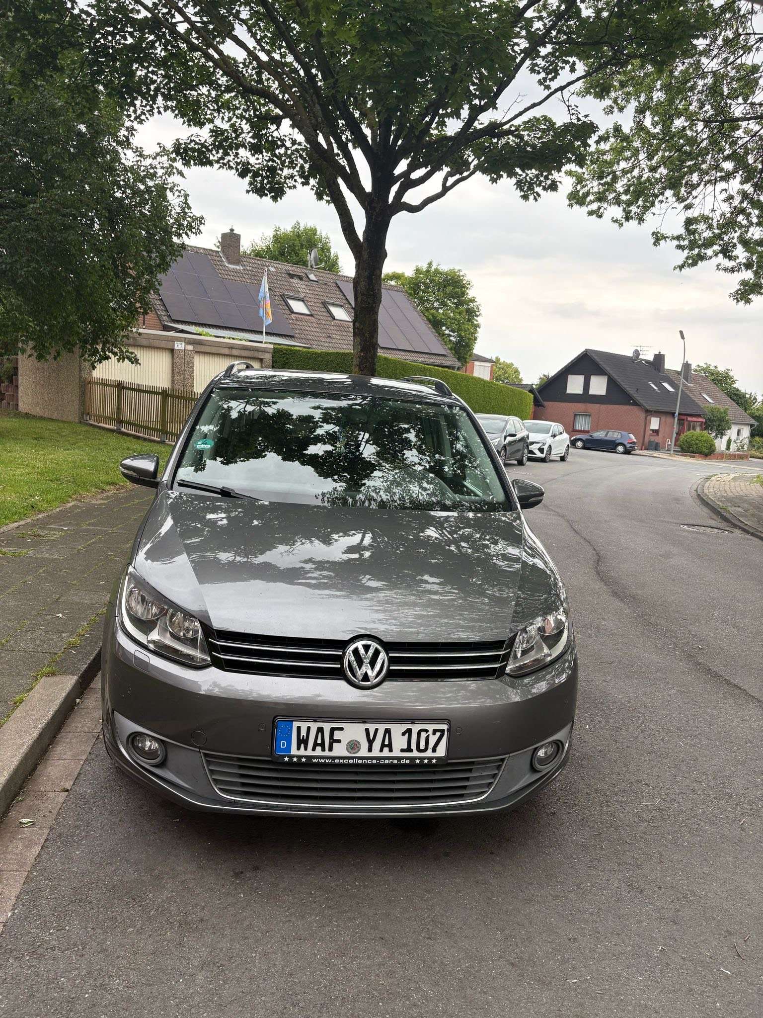 Second hand Volkswagen Touran 1.6