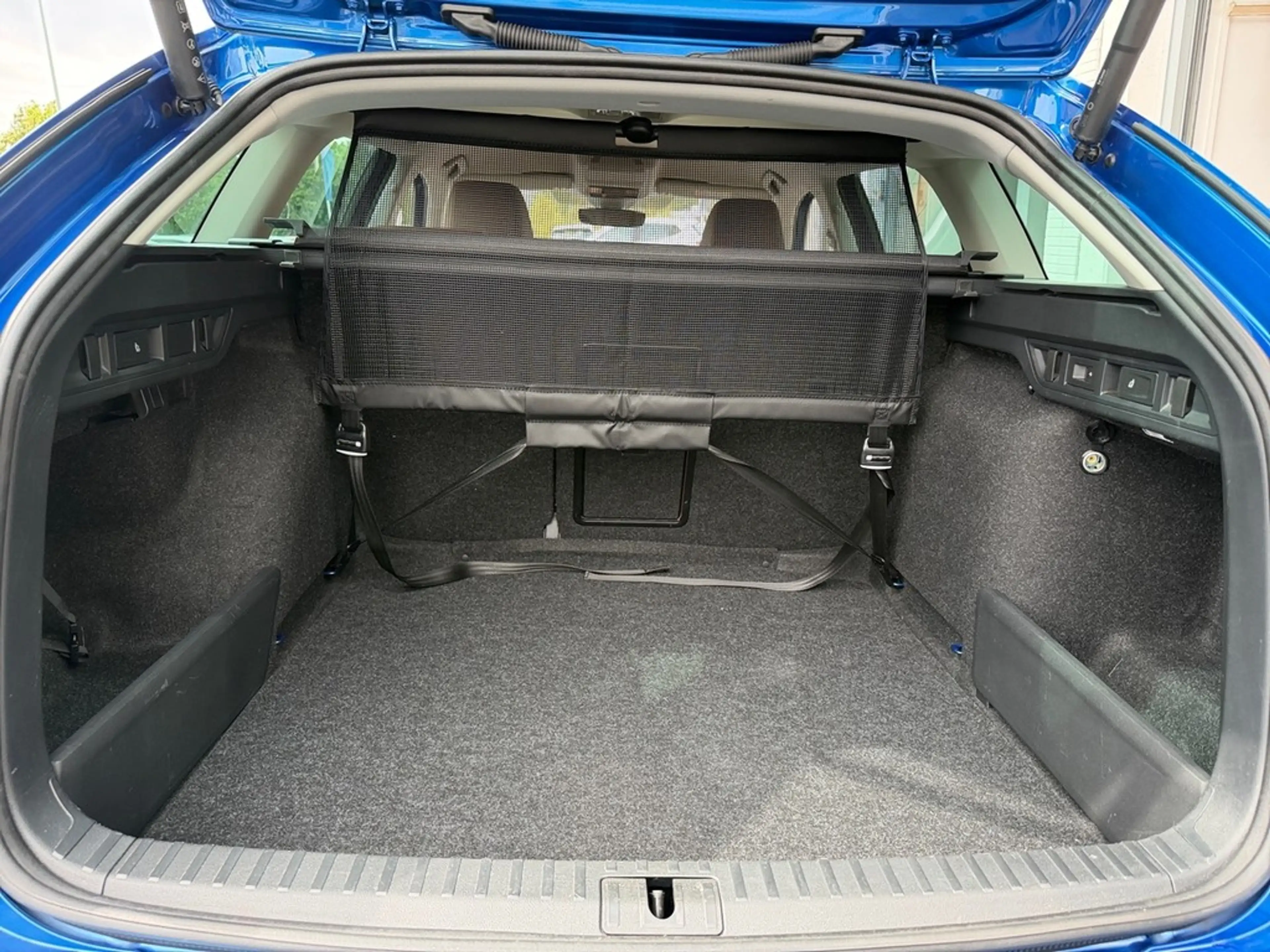 Skoda Octavia Combi 2,0 TDI DSG AHK — photo 13