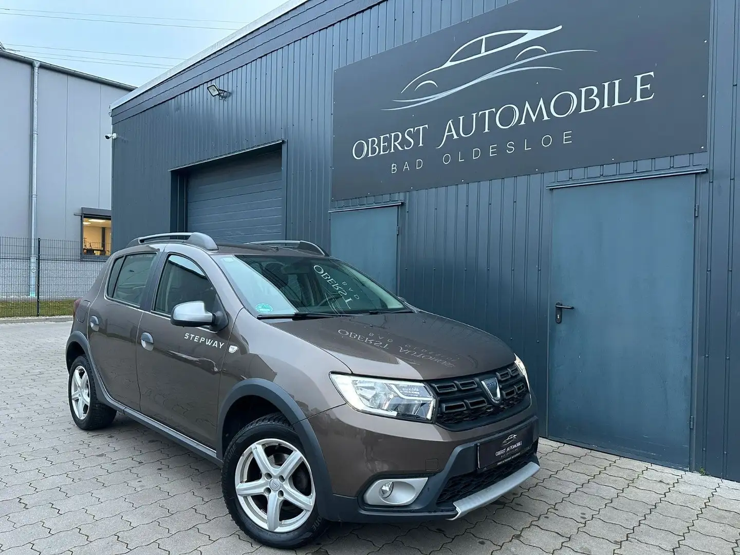 Dacia Sandero II Stepway*1.Hand*Garantie*Tempomat* Braun - 1